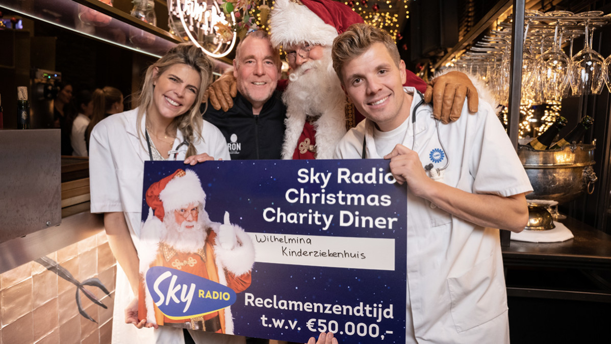 WKZ wint Christmas Charity Diner